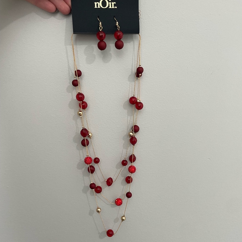 NWT Fashion Jewelry set red and gold